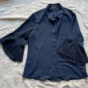 BR lightweight sleeve accent blouse